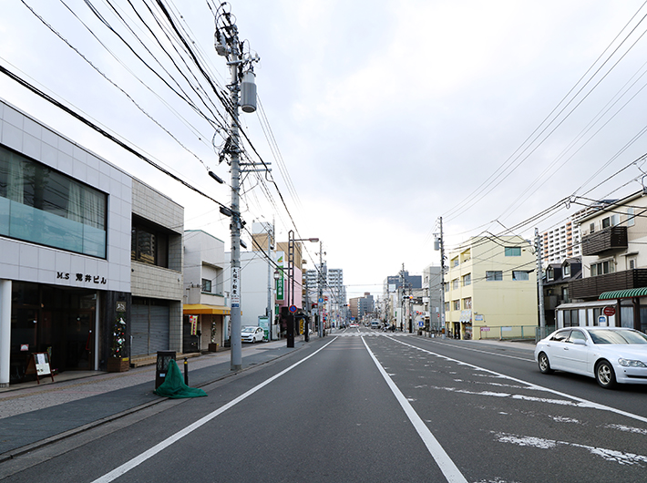 高校時代、帰り道にむにゃむにゃ通り商店街のお菓子屋さんによく寄ってたな〜〜！ 大黒屋製菓のがんづきは最早なつかしの味。